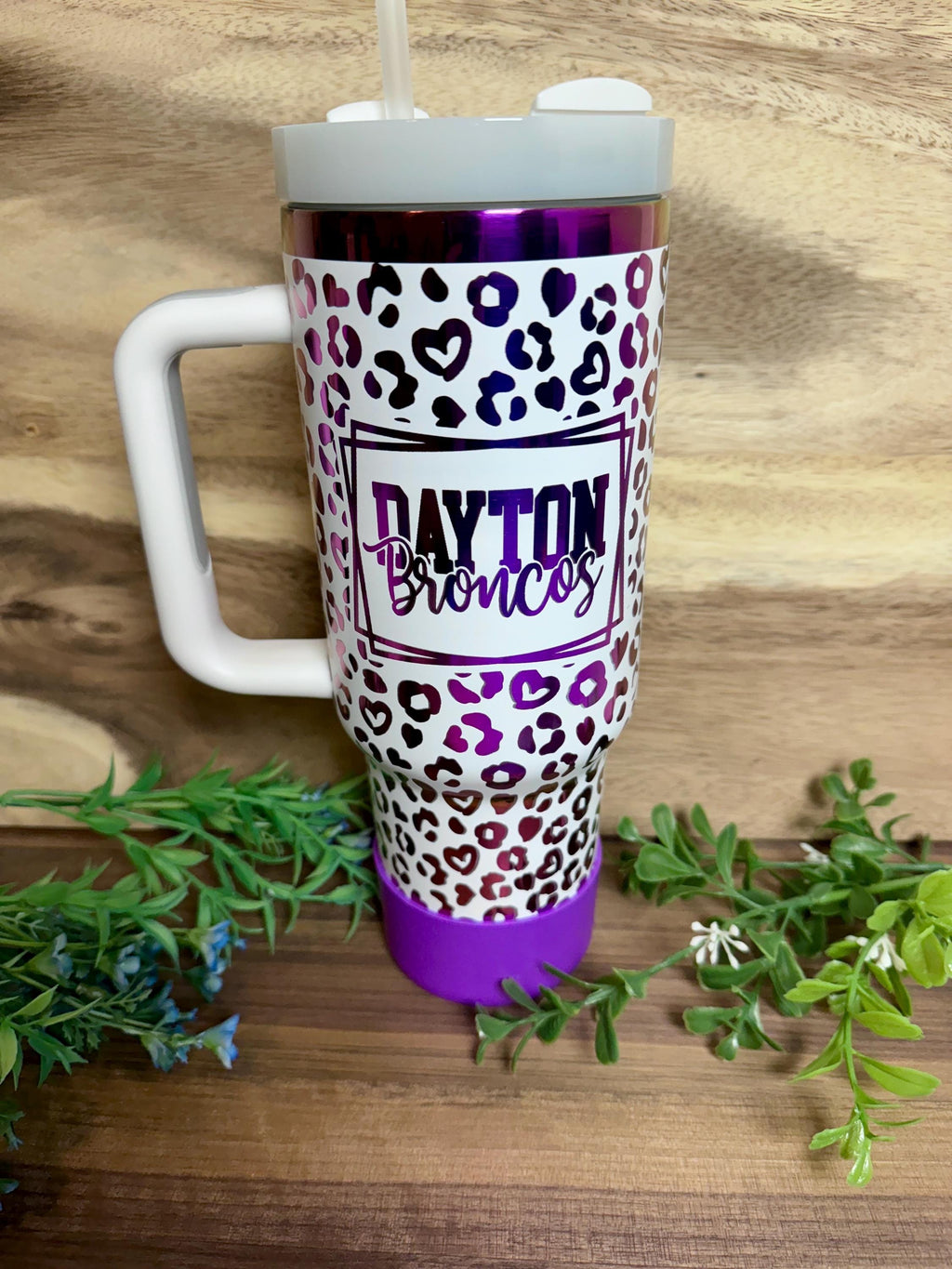 40oz School Spirit Tumbler - White and Purple - Dayton Broncos